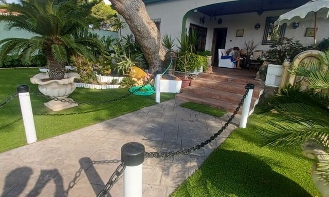 3 camera da letto Villa in vendita in Orihuela Costa, Orihuela con piscina garage - 950.000 € (Rif: 10037578)