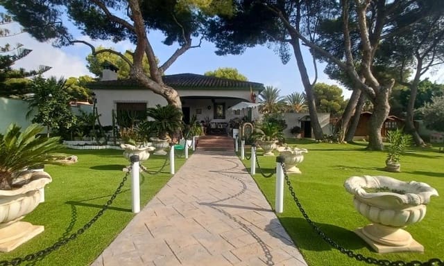 3 camera da letto Villa in vendita in Orihuela Costa, Orihuela con piscina garage - 950.000 € (Rif: 10037578)