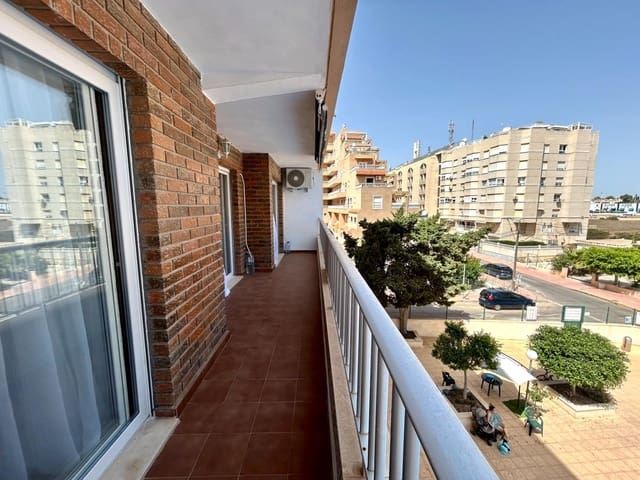 2 soverom Leilighet til salgs i Punta Prima, Torrevieja med svømmebasseng - € 255 000 (Ref: 10038926)