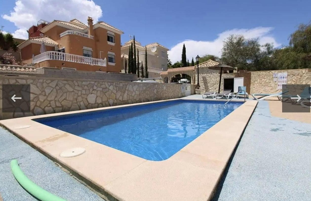 3 soverom Villa til leie i Filipinas med svømmebasseng - € 1 500 (Ref: 10041318)