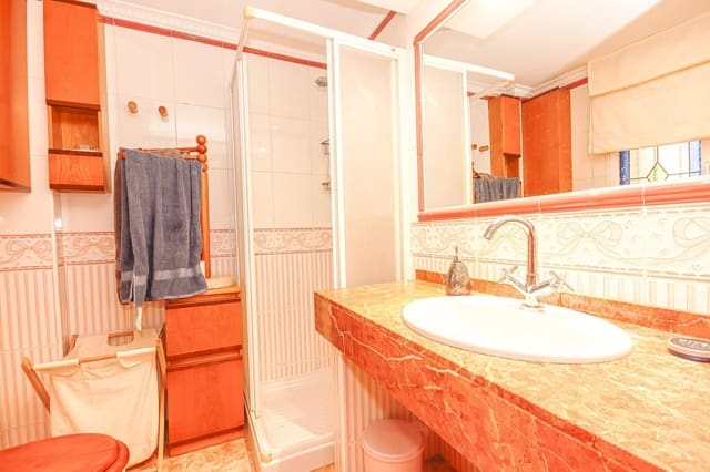 3 soverom Villa til leie i Las Filipinas med svømmebasseng - € 1 500 (Ref: 10041318)