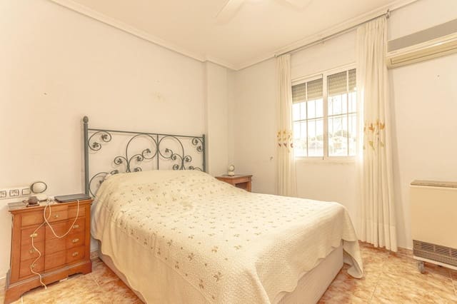 3 soverom Villa til leie i Las Filipinas med svømmebasseng - € 1 500 (Ref: 10041318)