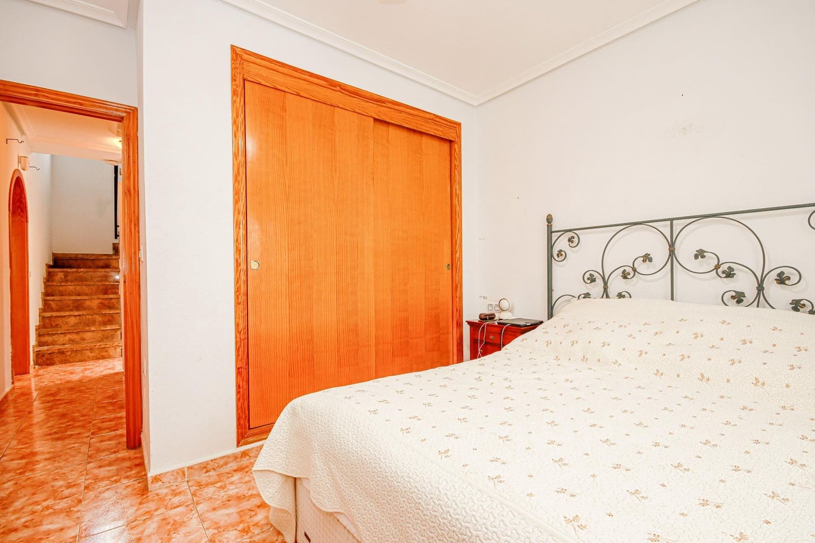 3 soverom Villa til leie i Filipinas med svømmebasseng - € 1 500 (Ref: 10041318)