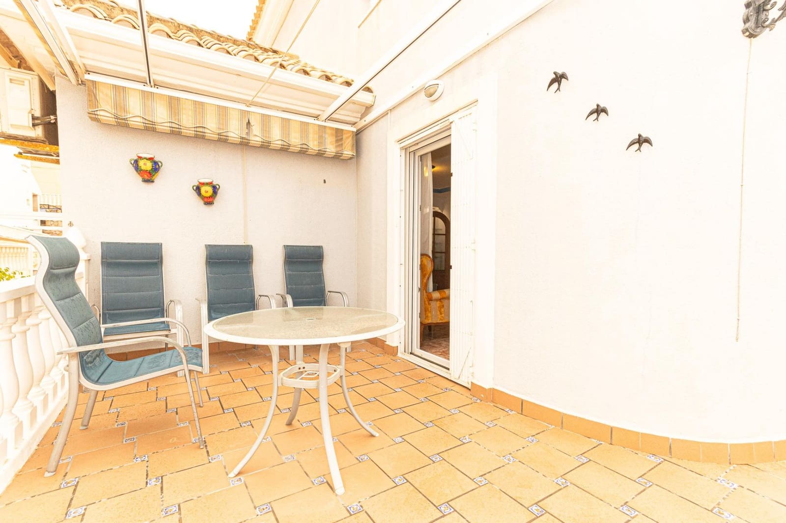3 soverom Villa til leie i Filipinas med svømmebasseng - € 1 500 (Ref: 10041318)