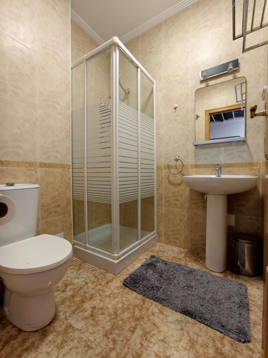 2 soverom Penthouse til salgs i Orihuela Costa med svømmebasseng - € 215 000 (Ref: 10043209)