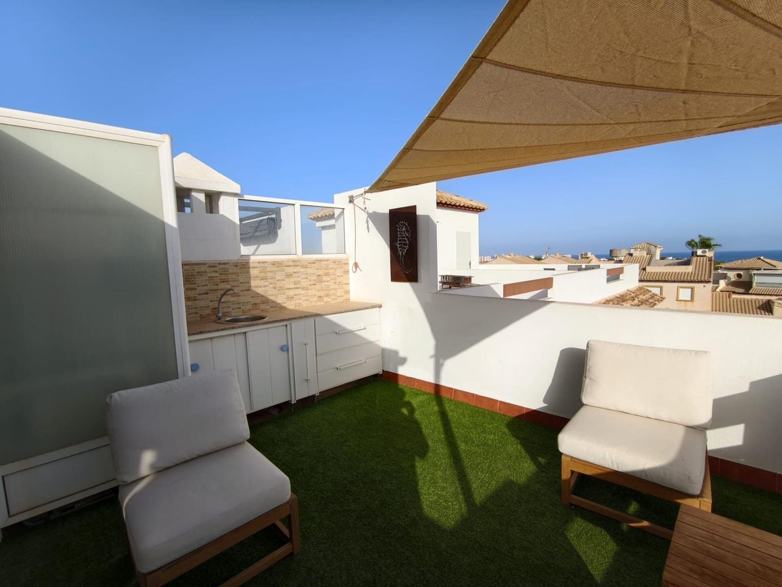 2 soverom Penthouse til salgs i Orihuela Costa med svømmebasseng - € 215 000 (Ref: 10043209)
