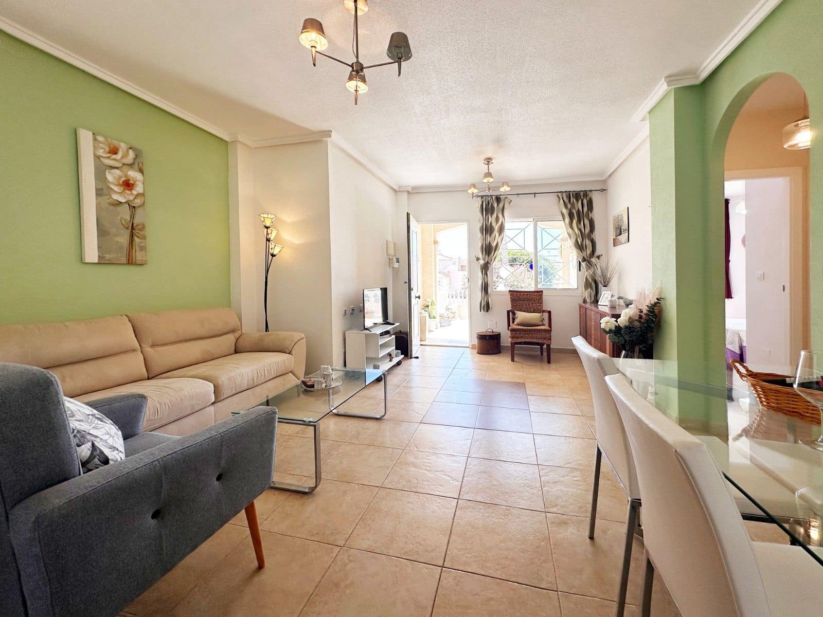 2 sovrum Bungalow till salu i Torrevieja med pool - 179 950 € (Ref: 10043210)