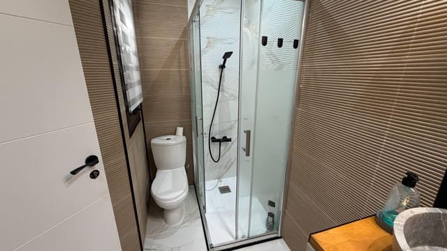 1 quarto Apartamento para venda em Torrevieja com piscina - 159 900 € (Ref: 10043212)