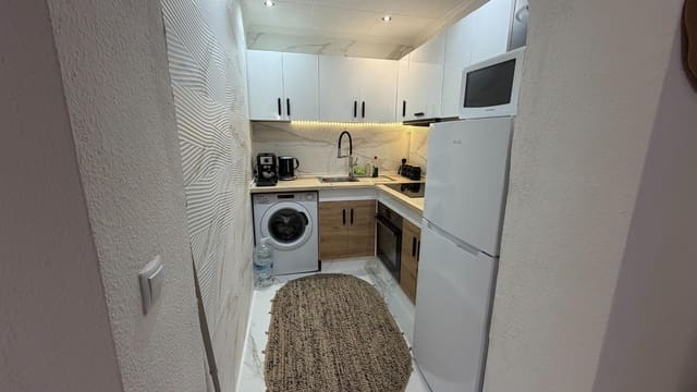 1 quarto Apartamento para venda em Torrevieja com piscina - 159 900 € (Ref: 10043212)