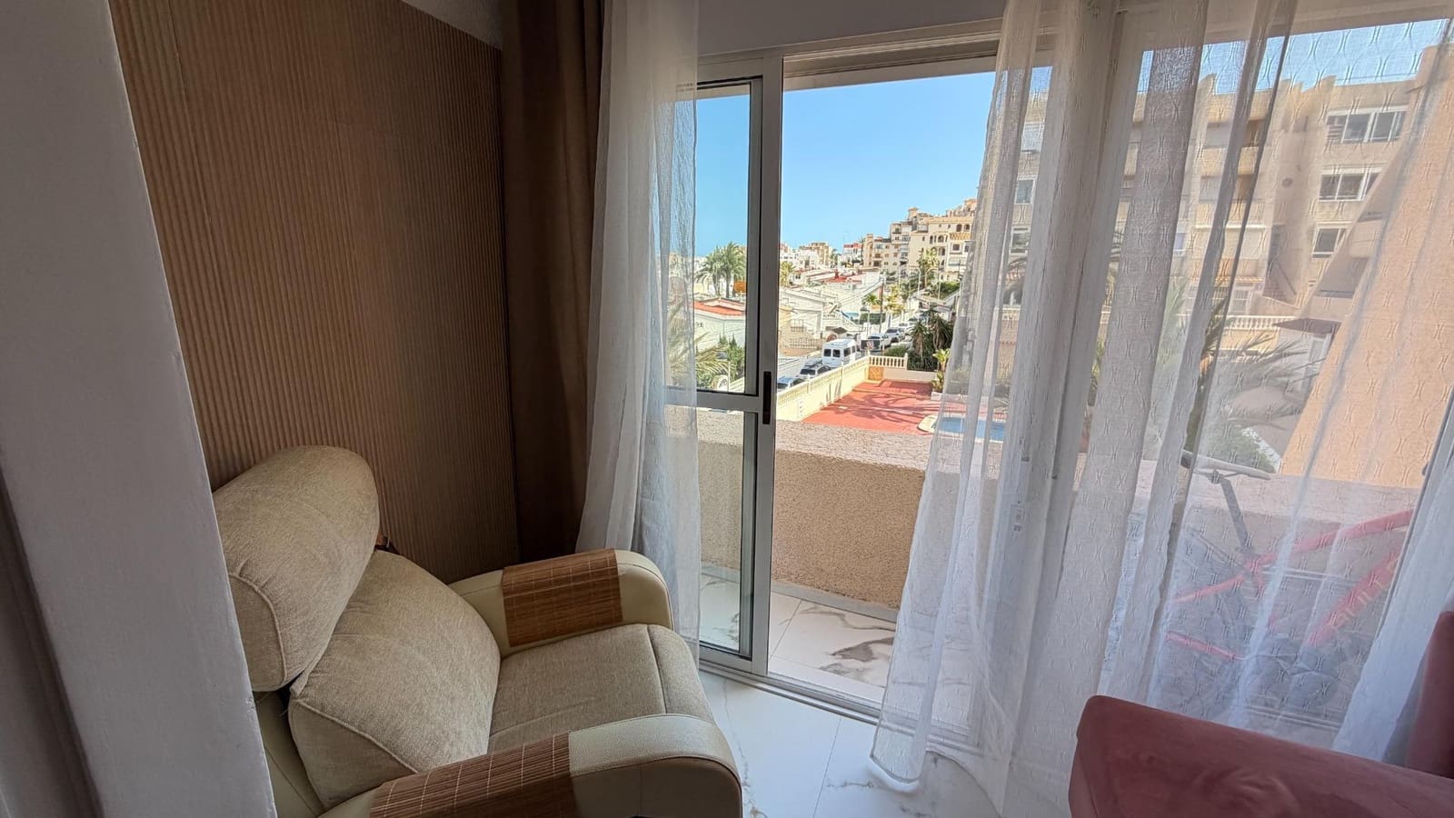 1 quarto Apartamento para venda em Torrevieja com piscina - 159 900 € (Ref: 10043212)