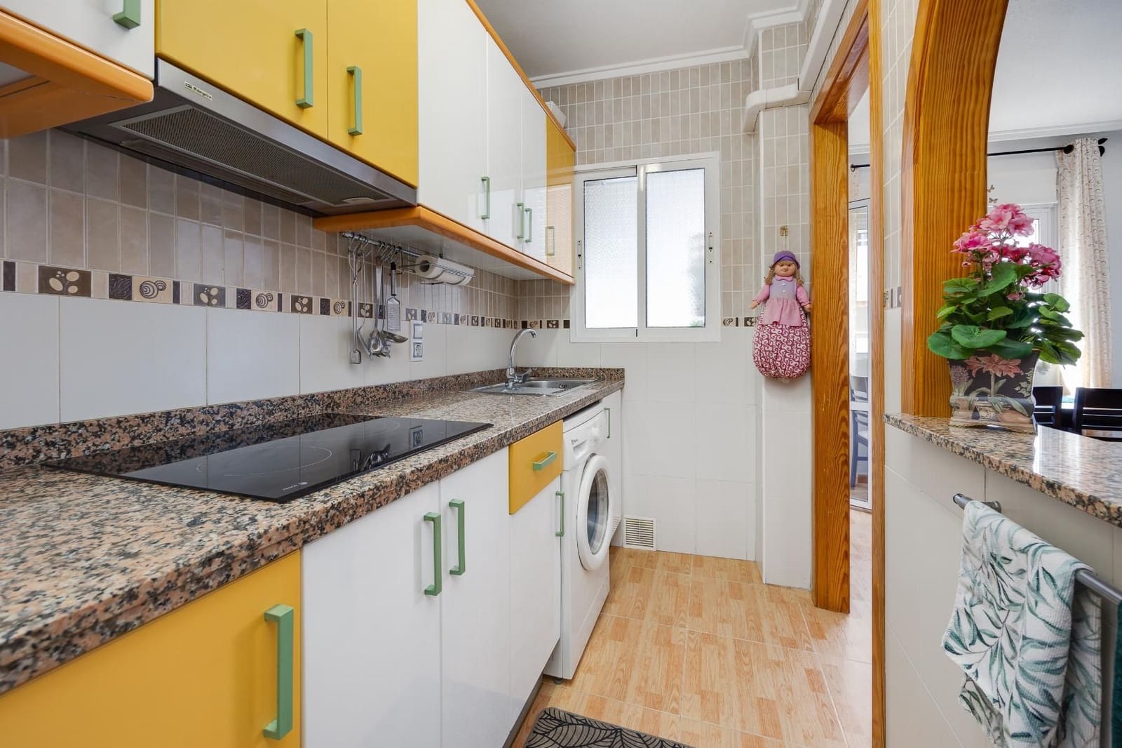 2 slaapkamer Appartement te koop in Torrevieja - € 139.990 (Ref: 10045238)