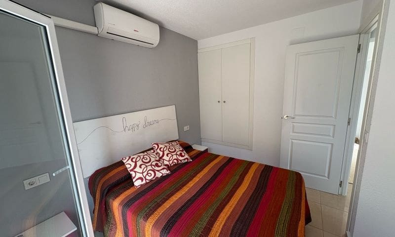 3 makuuhuone Huoneisto myytävänä paikassa Los Balcones mukana uima-altaan - 236 995 € (Ref: 10047525)