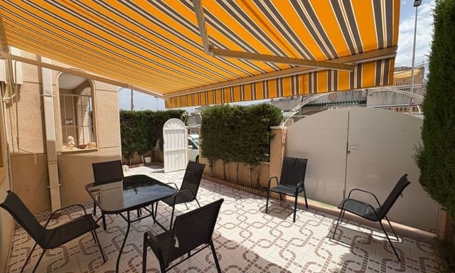 3 makuuhuone Huoneisto myytävänä paikassa Los Balcones mukana uima-altaan - 236 995 € (Ref: 10047525)
