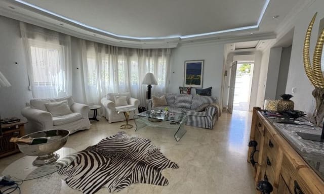 3 soveværelse Villa til salg i Las Ramblas Golf, Orihuela med swimmingpool garage - € 579.995 (Ref: 10047526)