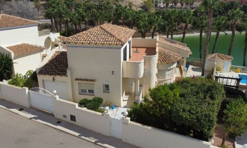 3 soveværelse Villa til salg i Las Ramblas Golf med swimmingpool garage - € 579.995 (Ref: 10047526)