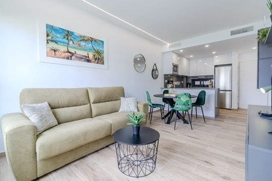 2 Zimmer Apartment zu verkaufen in Filipinas mit Pool - 239.000 € (Ref: 10050355)