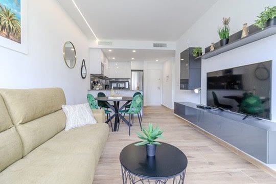 2 Zimmer Apartment zu verkaufen in Filipinas mit Pool - 239.000 € (Ref: 10050355)