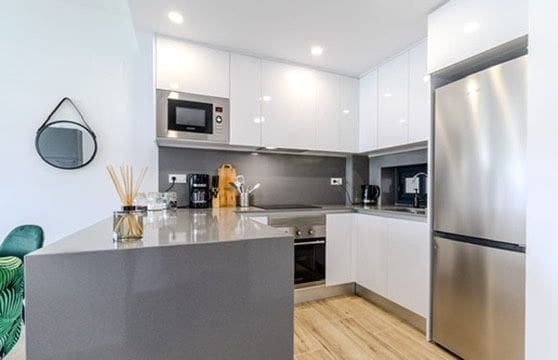 2 Zimmer Apartment zu verkaufen in Filipinas mit Pool - 239.000 € (Ref: 10050355)