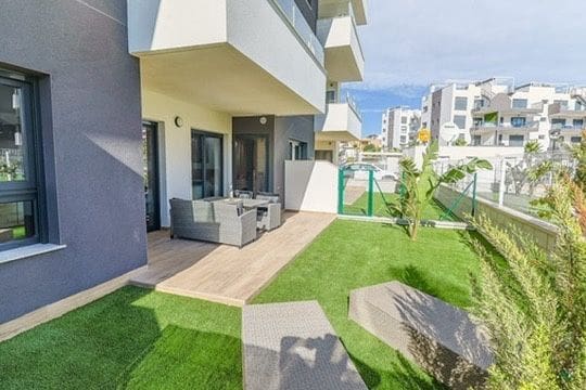 2 Zimmer Apartment zu verkaufen in Filipinas mit Pool - 239.000 € (Ref: 10050355)