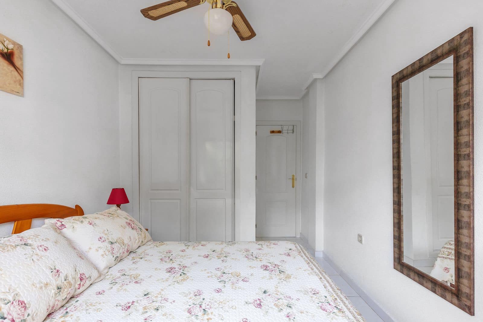 2 bedroom Apartment for sale in Punta Prima with pool - € 169,000 (Ref: 10050356)