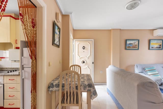 2 bedroom Apartment for sale in Punta Prima, Torrevieja with pool - € 169,000 (Ref: 10050356)
