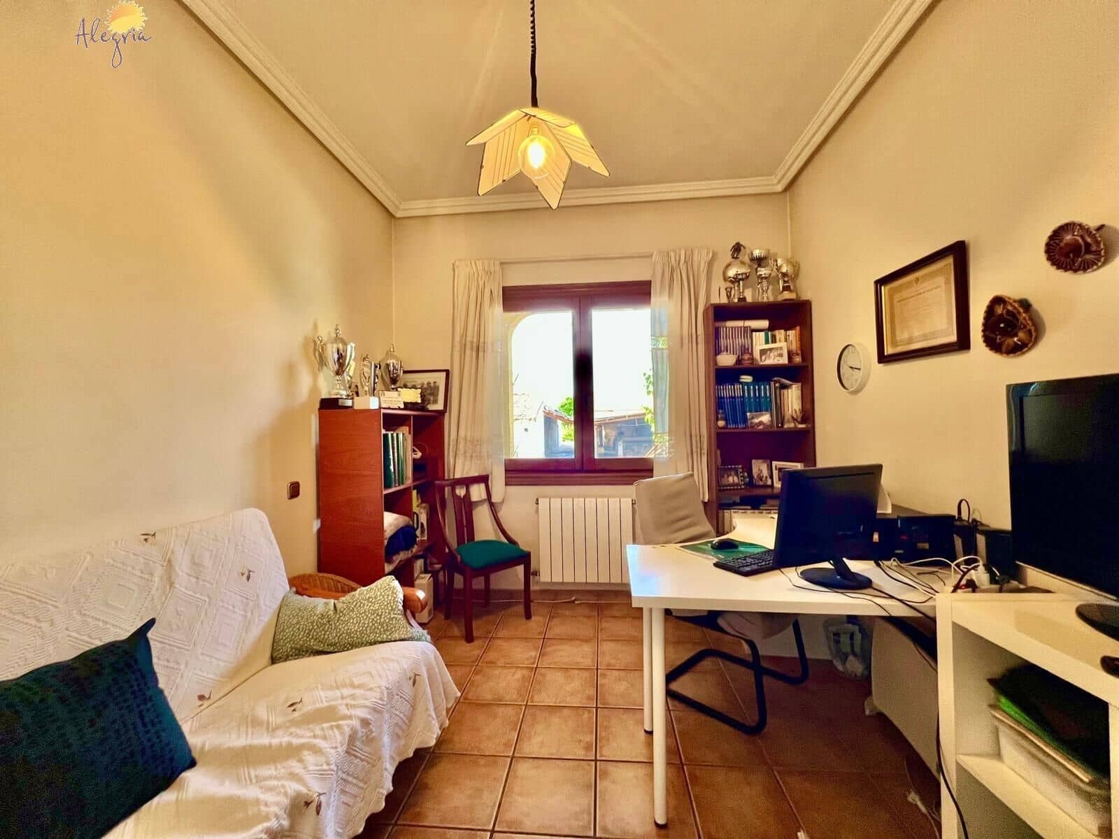4 Zimmer Villa zu verkaufen in Daya Vieja mit Pool Garage - 850.000 € (Ref: 10051840)