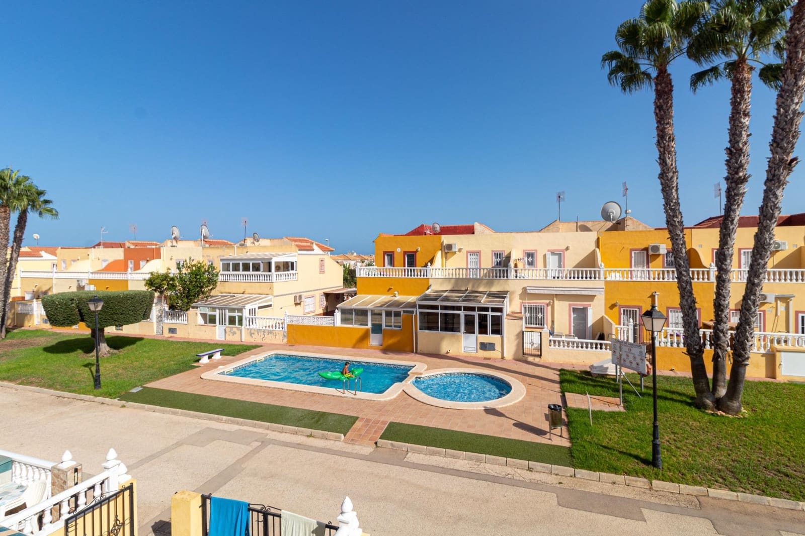 2 quarto Moradia em Banda para venda em La Regia com piscina - 199 000 € (Ref: 10051842)