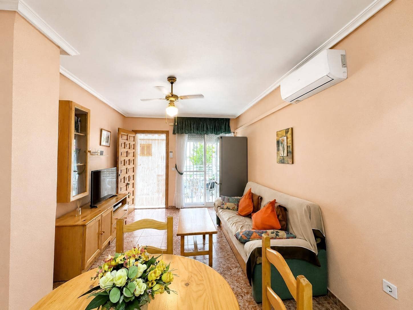 Apartamento de 1 habitación en Torrevieja en venta con piscina - 199.000 € (Ref: 10051844)