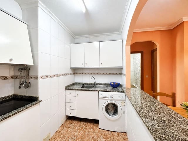 Apartamento de 1 habitación en Torrevieja en venta con piscina - 199.000 € (Ref: 10051844)