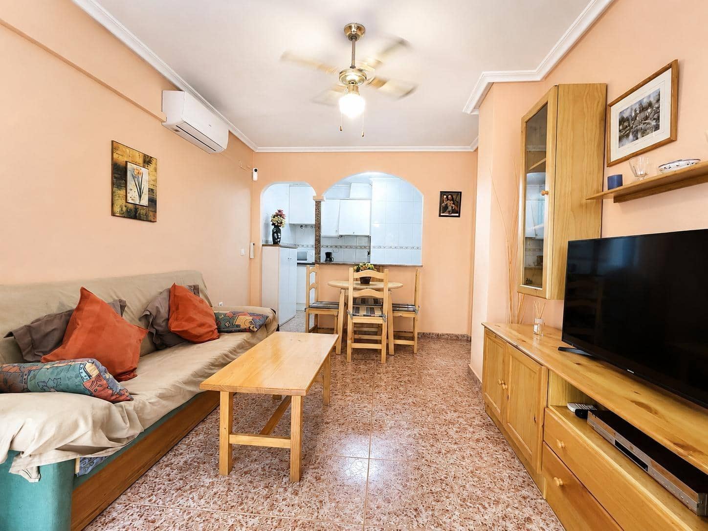 Apartamento de 1 habitación en Torrevieja en venta con piscina - 199.000 € (Ref: 10051844)