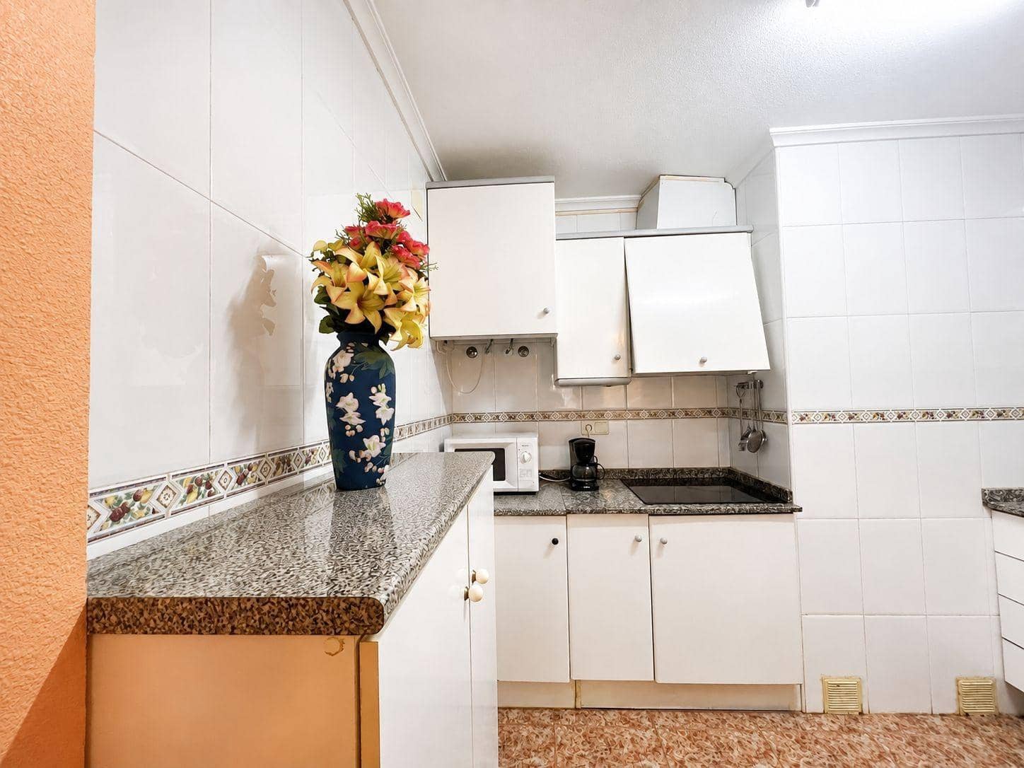 Apartamento de 1 habitación en Torrevieja en venta con piscina - 199.000 € (Ref: 10051844)