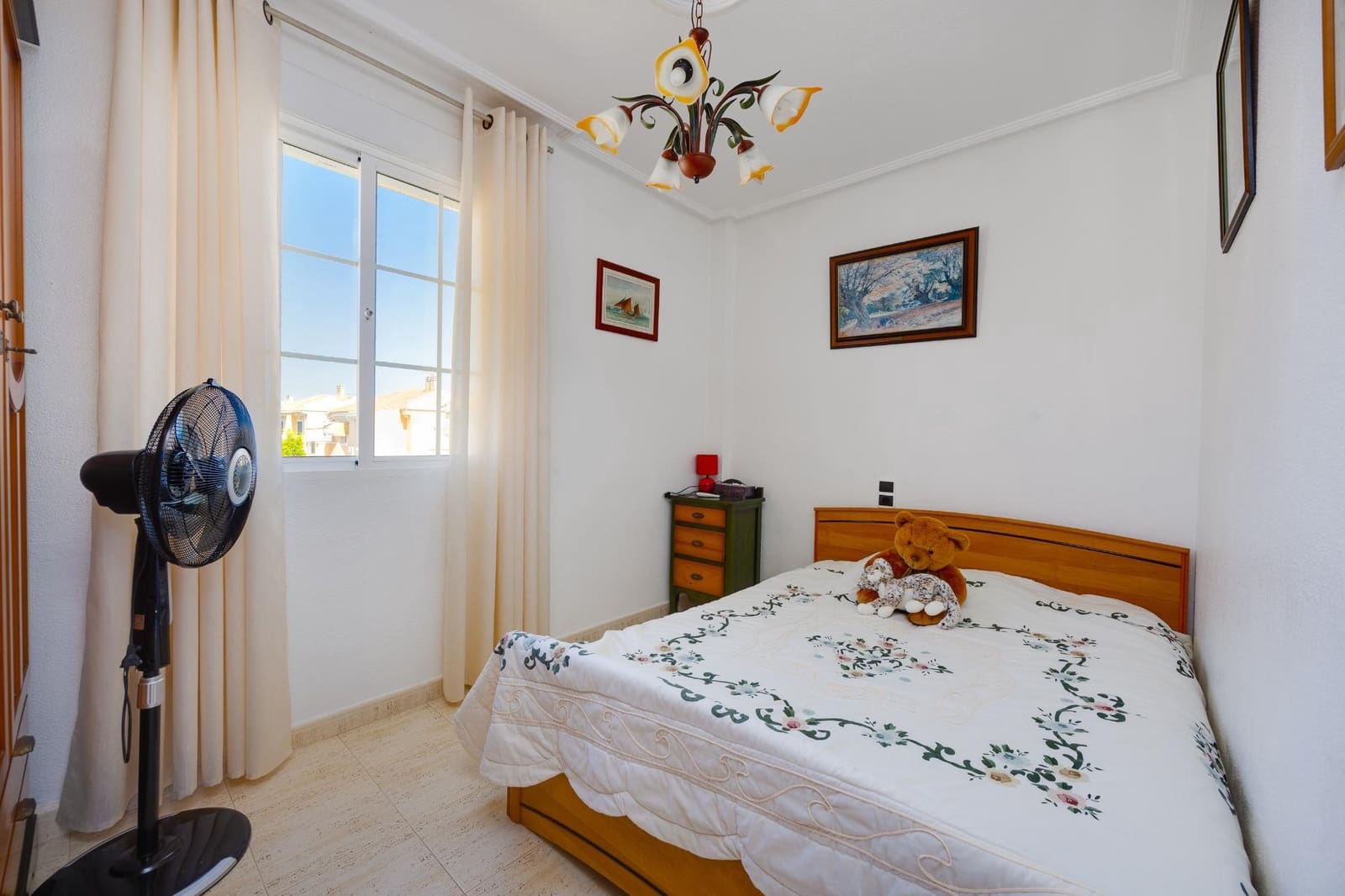 4 Zimmer Villa zu verkaufen in Torrevieja mit Pool Garage - 359.900 € (Ref: 10064878)