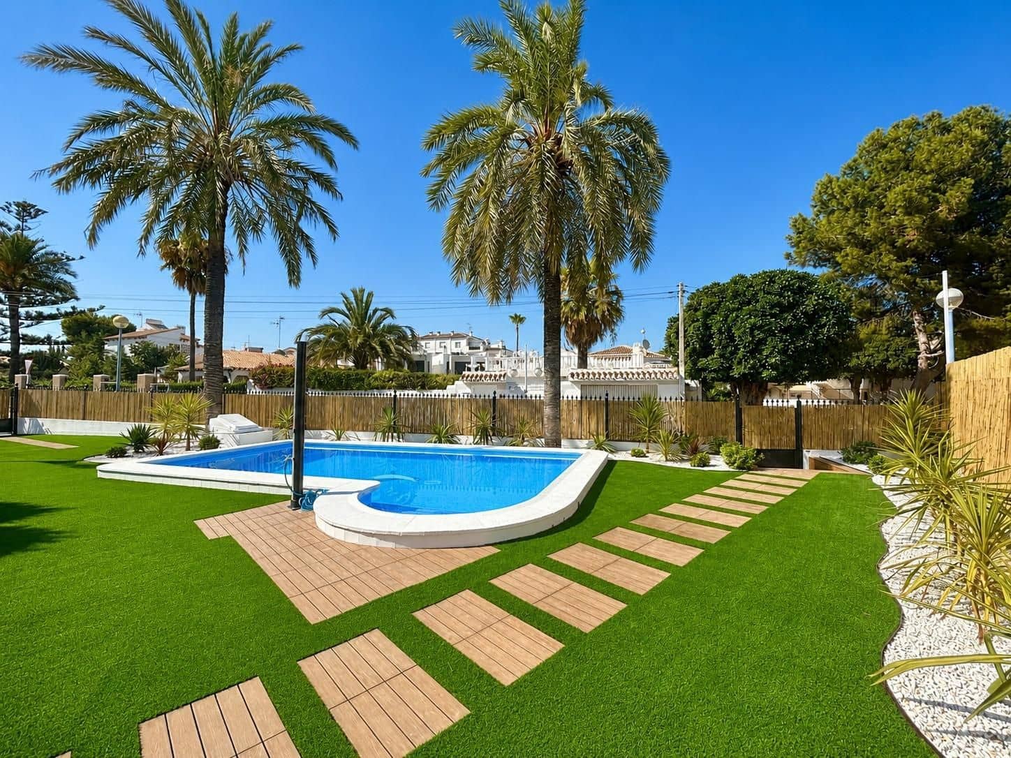 4 sypialnia Dom szeregowy na sprzedaż w Orihuela Costa z basenem - 749 000 € (Ref: 10072639)