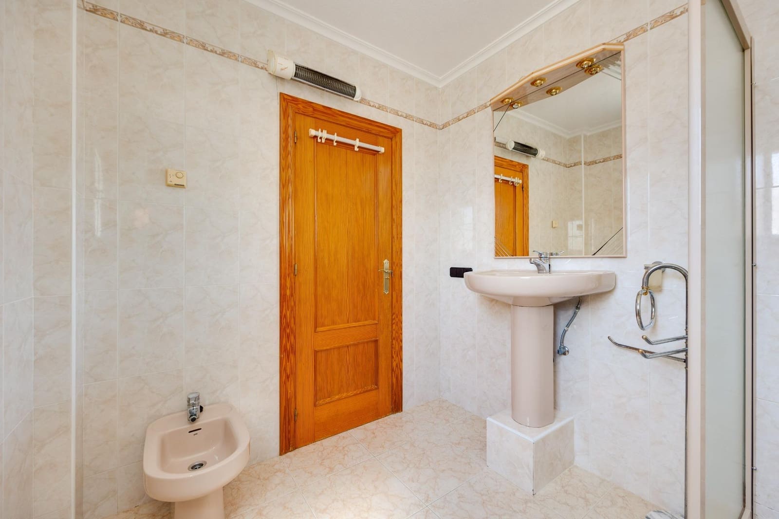 3 slaapkamer Villa te koop in Playa Flamenca met zwembad - € 389.000 (Ref: 10081139)