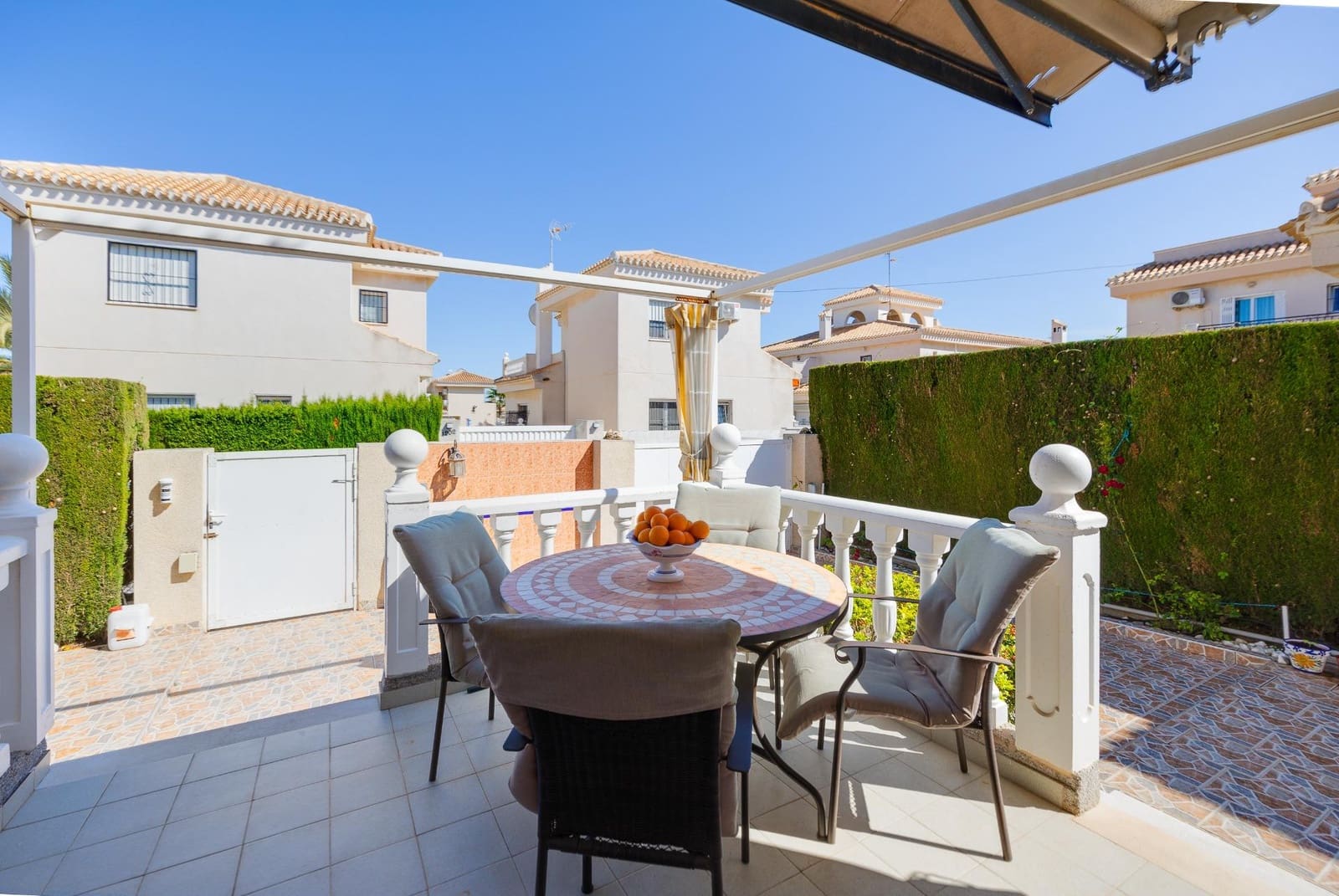 3 slaapkamer Villa te koop in Playa Flamenca met zwembad - € 389.000 (Ref: 10081139)