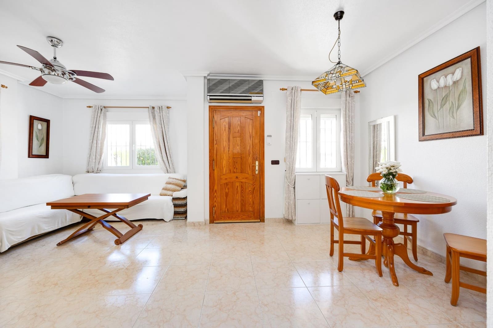 3 slaapkamer Villa te koop in Playa Flamenca met zwembad - € 389.000 (Ref: 10081139)