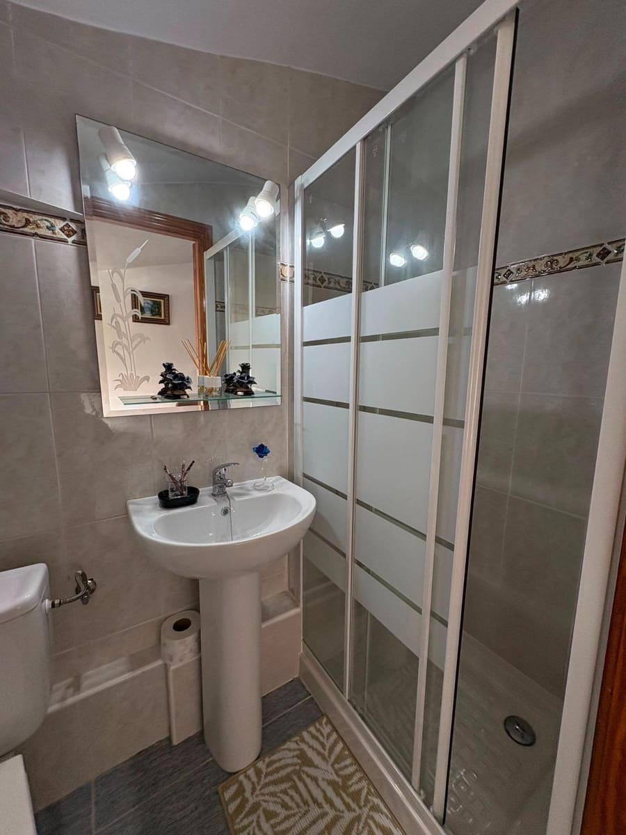 Adosado de 3 habitaciones en Playa Flamenca en venta - 200.000 € (Ref: 10089632)