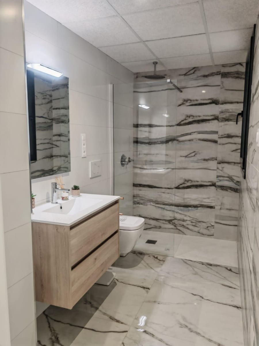 2 sypialnia Bungalow na sprzedaż w Ciudad Quesada z basenem garażem - 322 000 € (Ref: 10091218)