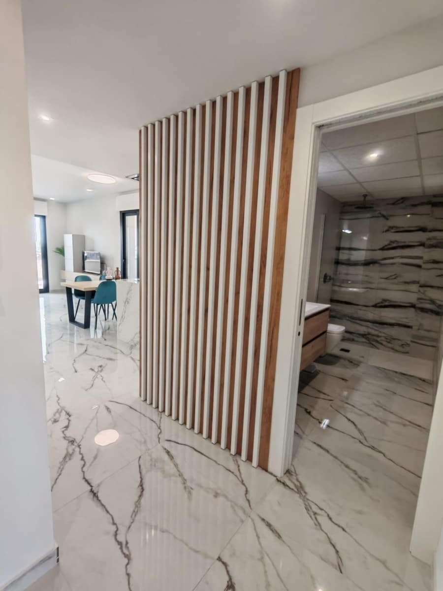 2 sypialnia Bungalow na sprzedaż w Ciudad Quesada z basenem garażem - 322 000 € (Ref: 10091218)
