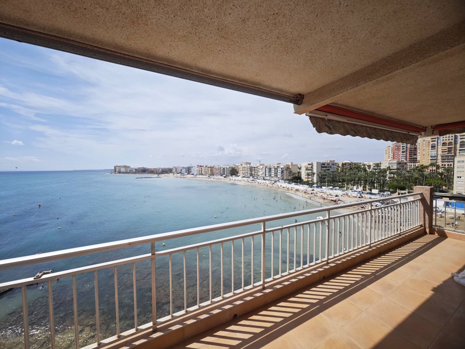 3 soveværelse Lejlighed til salg i Torrevieja - € 299.000 (Ref: 10098360)