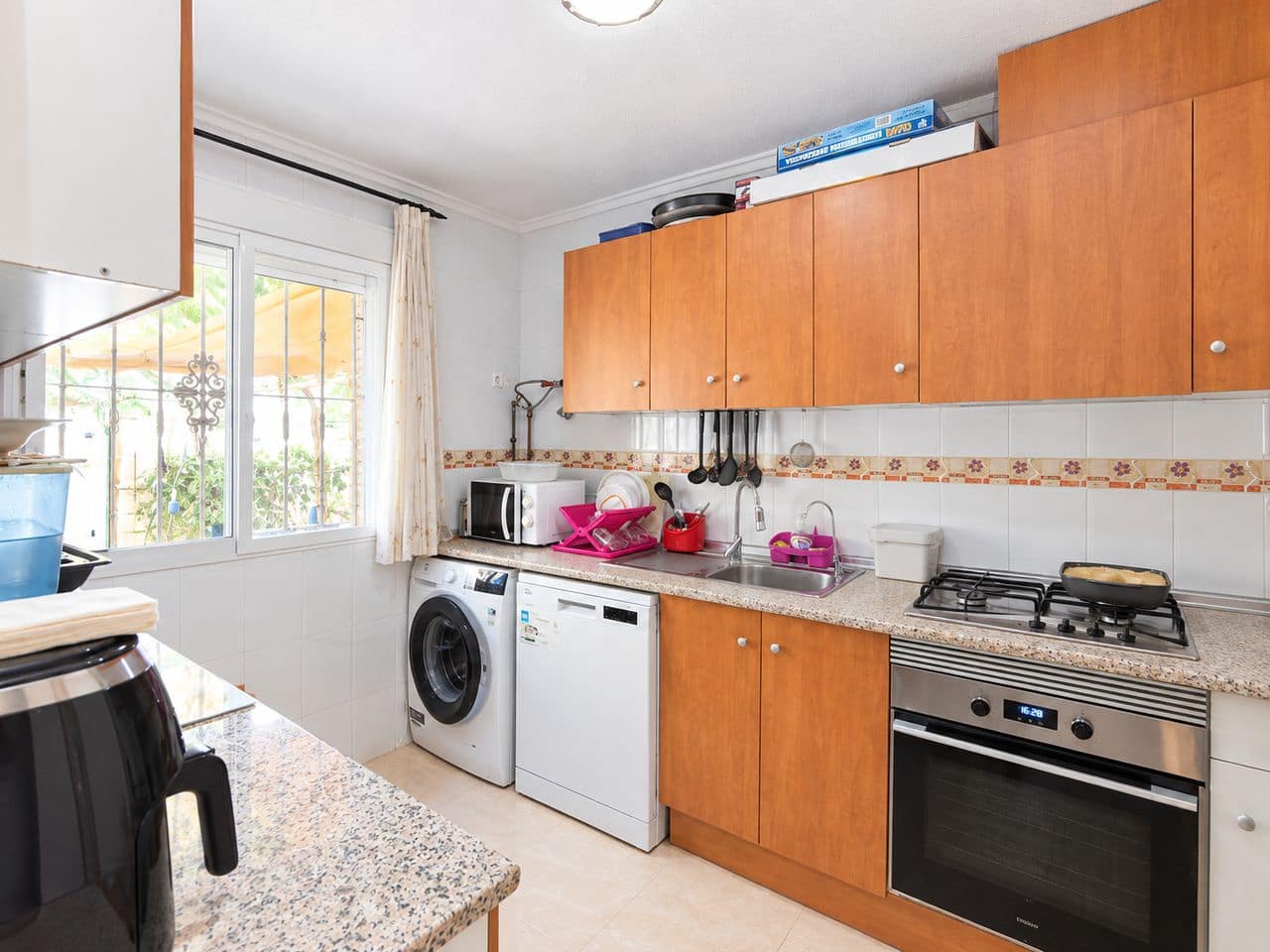 4 bedroom Terraced Villa for sale in Rojales with pool - € 249,995 (Ref: 10100411)