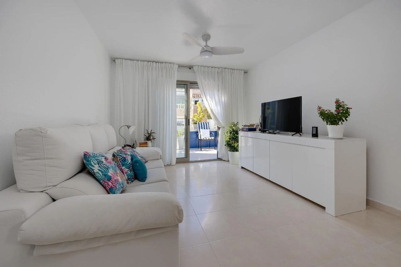 3 quarto Penthouse para venda em Torrevieja com piscina - 329 000 € (Ref: 10109919)