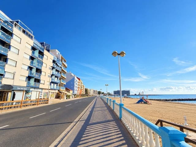 3 quarto Penthouse para venda em Avenida Habaneras - Curva de Palangre, Torrevieja com piscina - 329 000 € (Ref: 10109919)