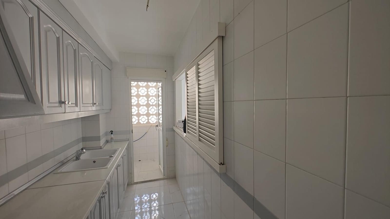 Apartamento de 3 habitaciones en Torrevieja en venta - 165.000 € (Ref: 10110999)