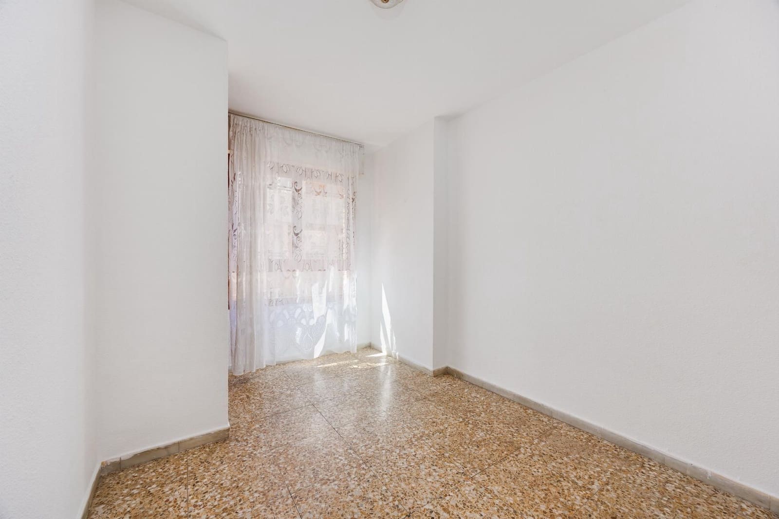 3 makuuhuone Huoneisto myytävänä paikassa Torrevieja - 169 990 € (Ref: 10111001)