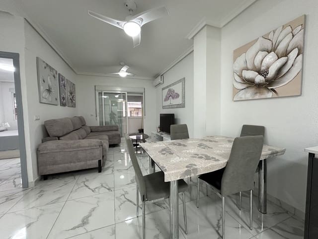 Apartamento de 2 habitaciones en Centro, Torrevieja en venta - 184.950 € (Ref: 10111803)