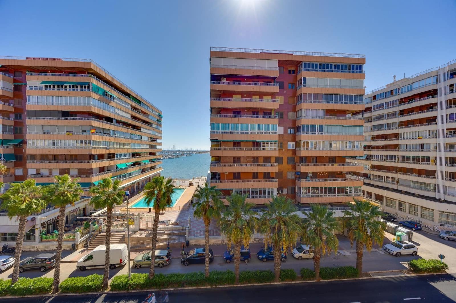 2 soverom Leilighet til salgs i Torrevieja - € 149 900 (Ref: 10120149)