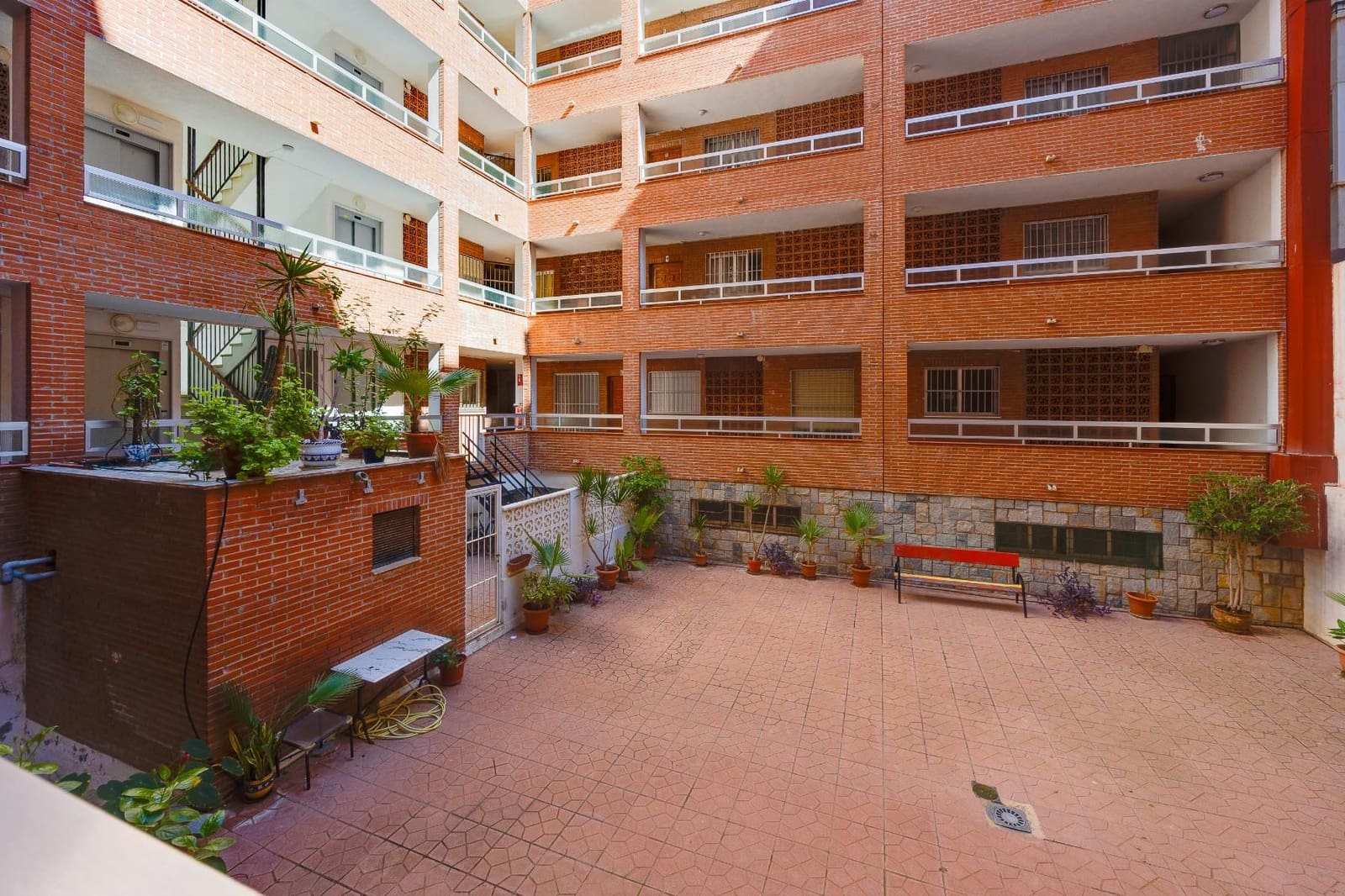 2 soverom Leilighet til salgs i Torrevieja - € 149 900 (Ref: 10120149)