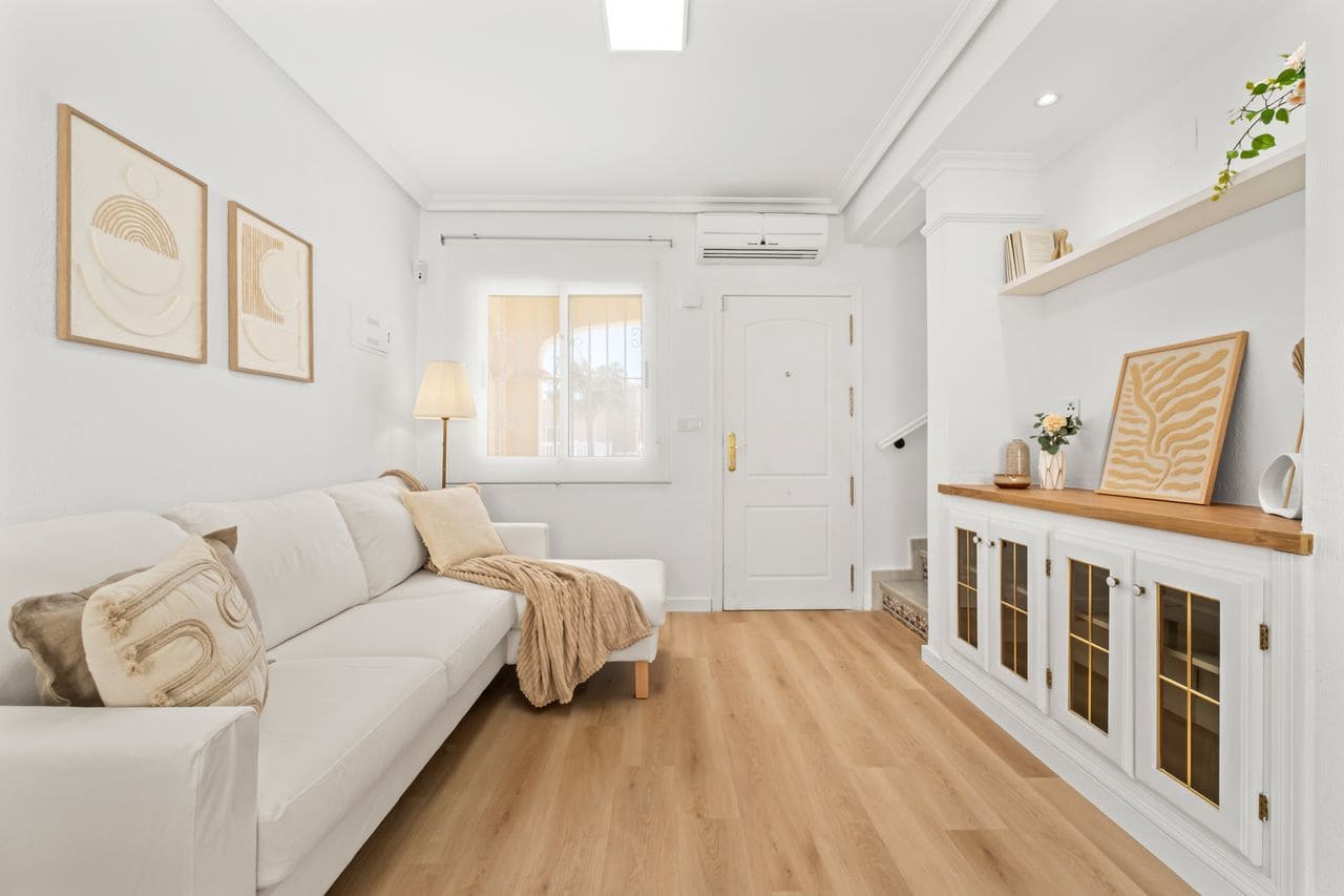 2 sypialnia Dom szeregowy na sprzedaż w Orihuela Costa z basenem - 229 800 € (Ref: 10120150)