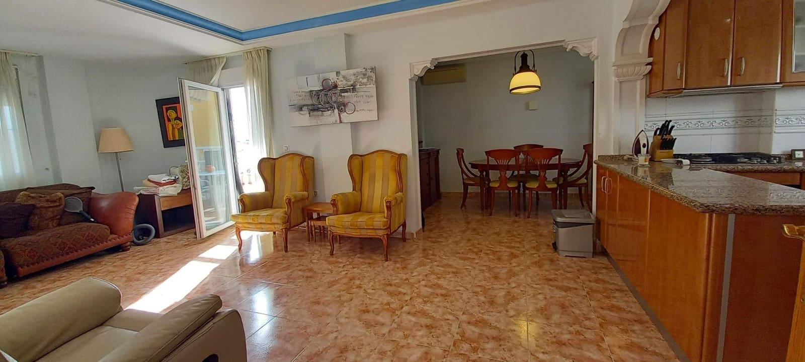 3 bedroom Villa for rent in Filipinas with pool - € 1,500 (Ref: 10120152)